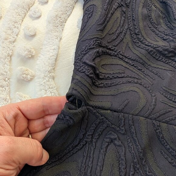 Julia Jordan 10 bodycon dress, black and green, short sleeve - Picture 13 of 14